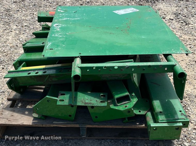 image for item DK7873 John Deere 7760  cotton picker parts