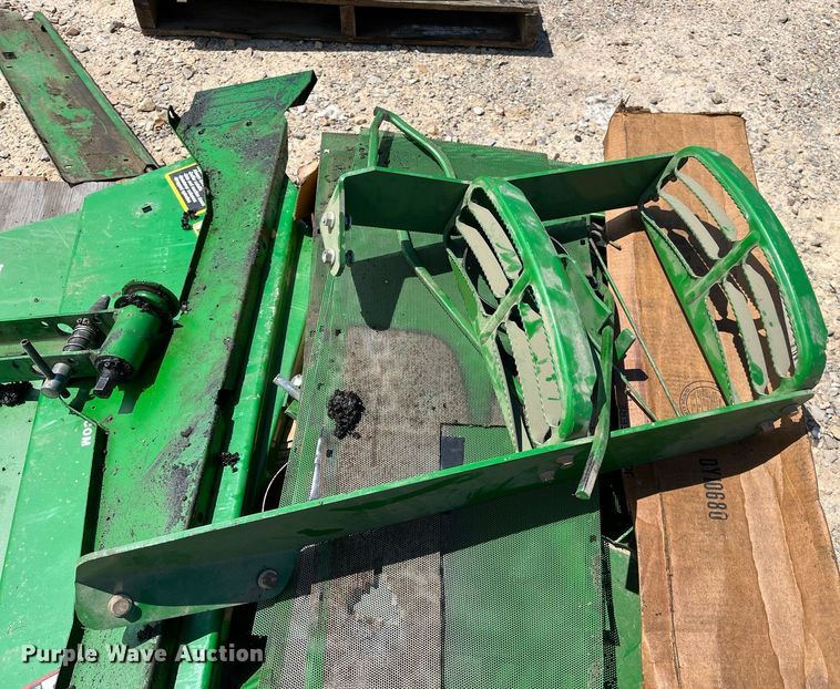 image for item DK7873 John Deere 7760  cotton picker parts