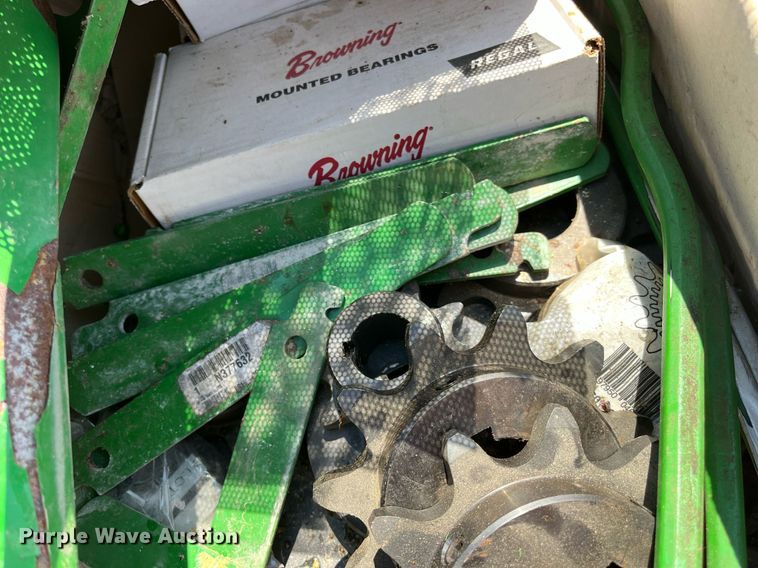 image for item DK7873 John Deere 7760  cotton picker parts