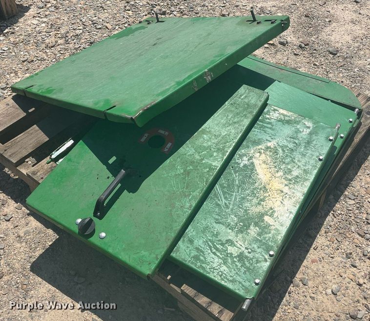 image for item DK7873 John Deere 7760  cotton picker parts