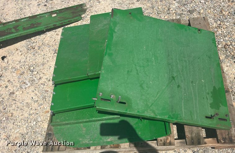 image for item DK7873 John Deere 7760  cotton picker parts