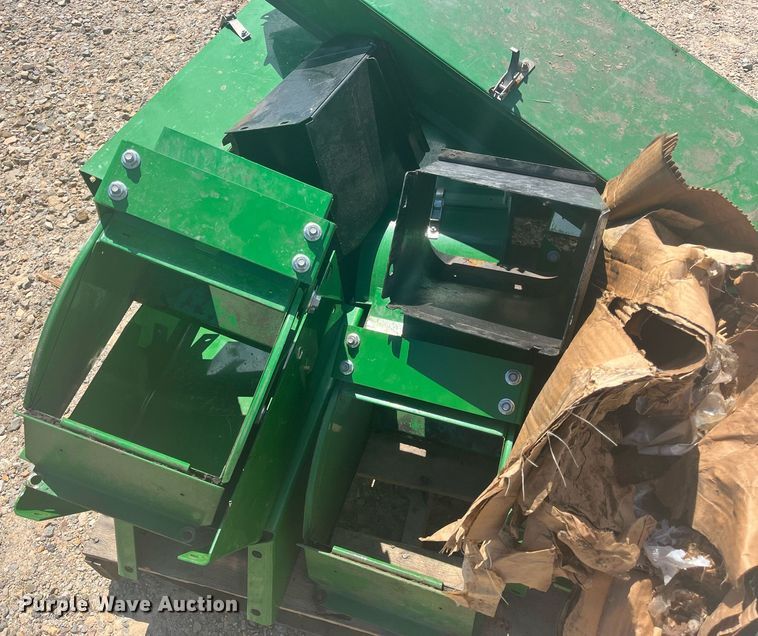 image for item DK7873 John Deere 7760  cotton picker parts