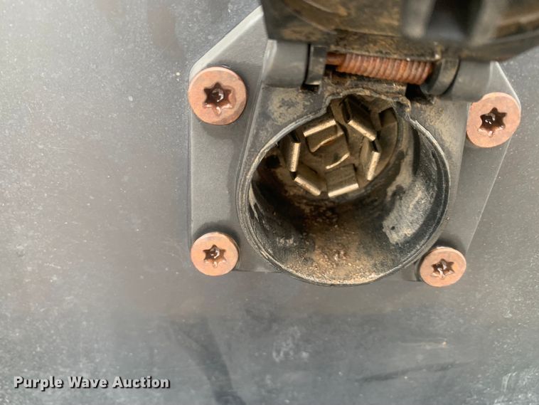 image for item DK7876 2015 Ford F350 Super Duty  Crew Cab flatbed pickup truck