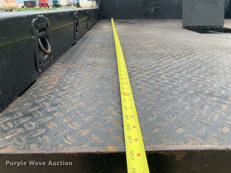 image for item DK7877 2011 Ford F350 Super Duty  SuperCab flatbed pickup truck