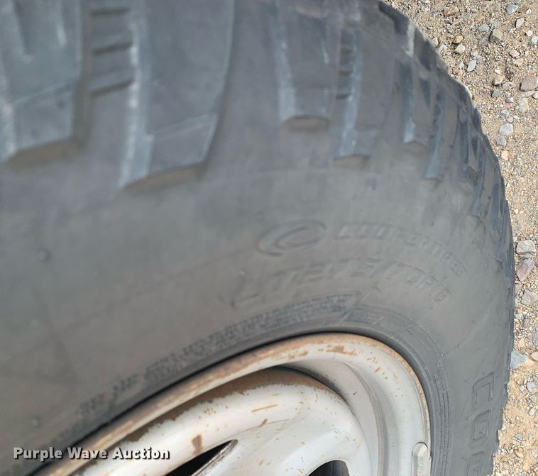 image for item DK7877 2011 Ford F350 Super Duty  SuperCab flatbed pickup truck