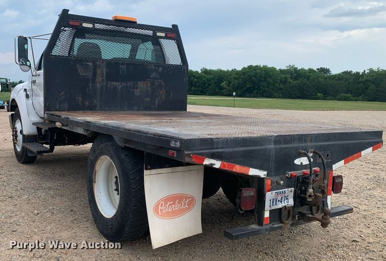 image for item DK7878 2006 Ford F750 Super Duty  flatbed truck