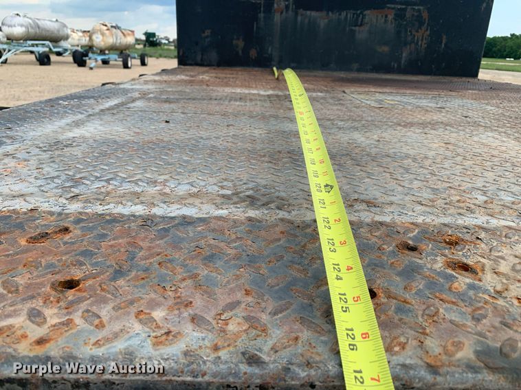 image for item DK7878 2006 Ford F750 Super Duty  flatbed truck