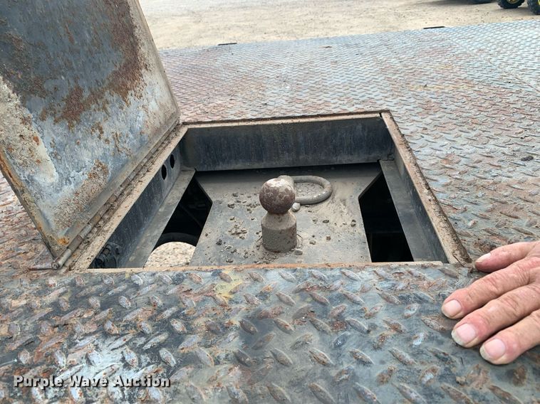 image for item DK7878 2006 Ford F750 Super Duty  flatbed truck