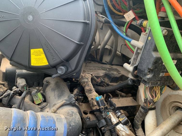 image for item DK7878 2006 Ford F750 Super Duty  flatbed truck