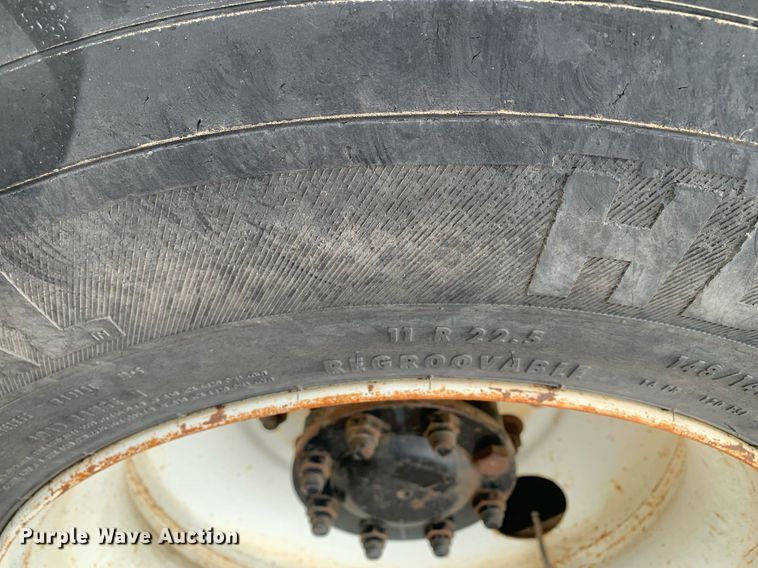 image for item DK7878 2006 Ford F750 Super Duty  flatbed truck