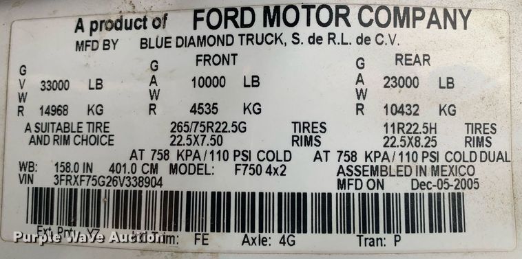 image for item DK7878 2006 Ford F750 Super Duty  flatbed truck