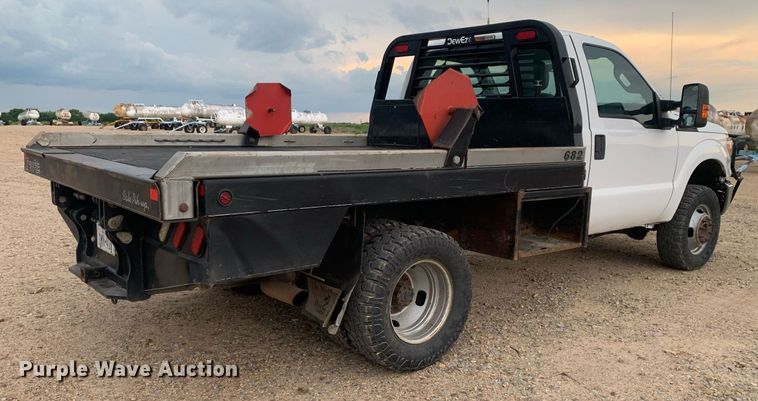 image for item DK7879 2014 Ford F350 Super Duty  bale bed pickup truck