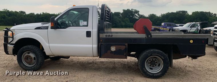 image for item DK7879 2014 Ford F350 Super Duty  bale bed pickup truck