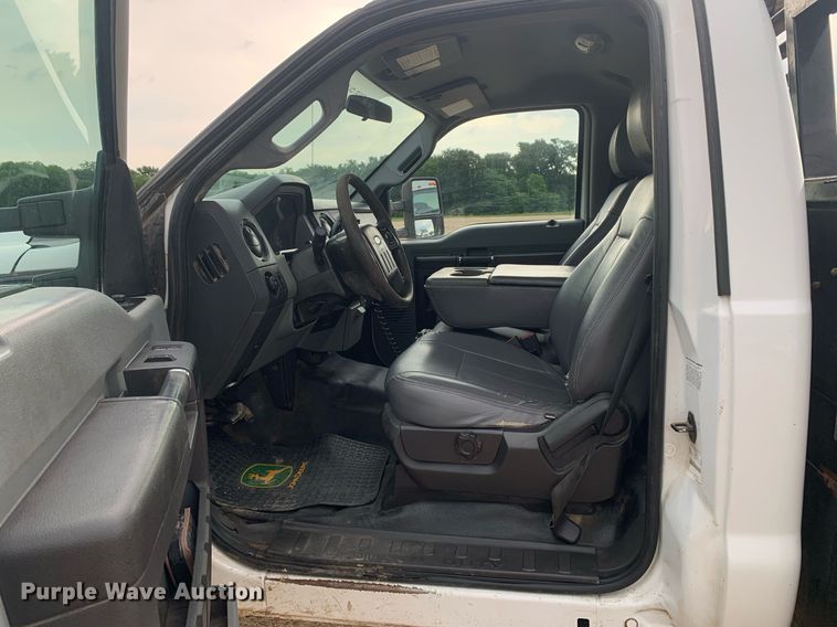 image for item DK7879 2014 Ford F350 Super Duty  bale bed pickup truck