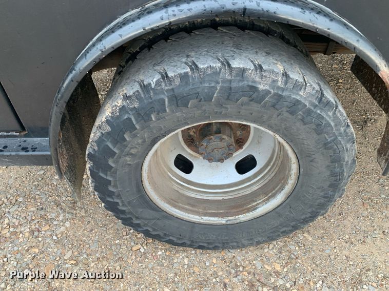 image for item DK7880 2014 Ford F350 Super Duty  Crew Cab flatbed pickup truck