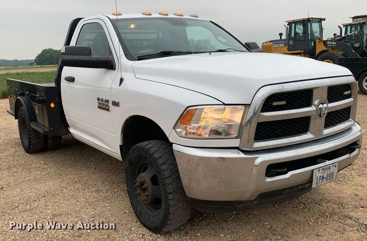 image for item DK7881 2015 Dodge Ram 3500HD  flatbed pickup truck