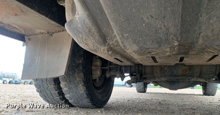 image for item DK7881 2015 Dodge Ram 3500HD  flatbed pickup truck