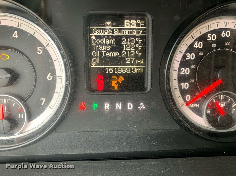 image for item DK7881 2015 Dodge Ram 3500HD  flatbed pickup truck