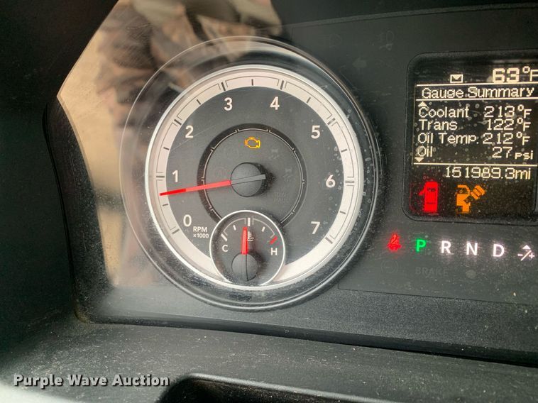 image for item DK7881 2015 Dodge Ram 3500HD  flatbed pickup truck