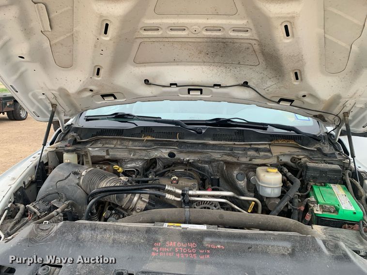 image for item DK7881 2015 Dodge Ram 3500HD  flatbed pickup truck