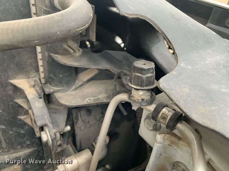 image for item DK7881 2015 Dodge Ram 3500HD  flatbed pickup truck