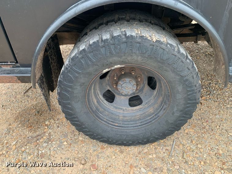 image for item DK7881 2015 Dodge Ram 3500HD  flatbed pickup truck