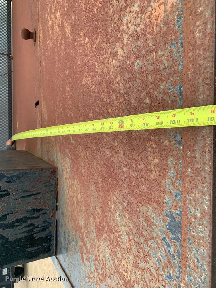 image for item DK7882 1963 Ford F350  flatbed pickup truck