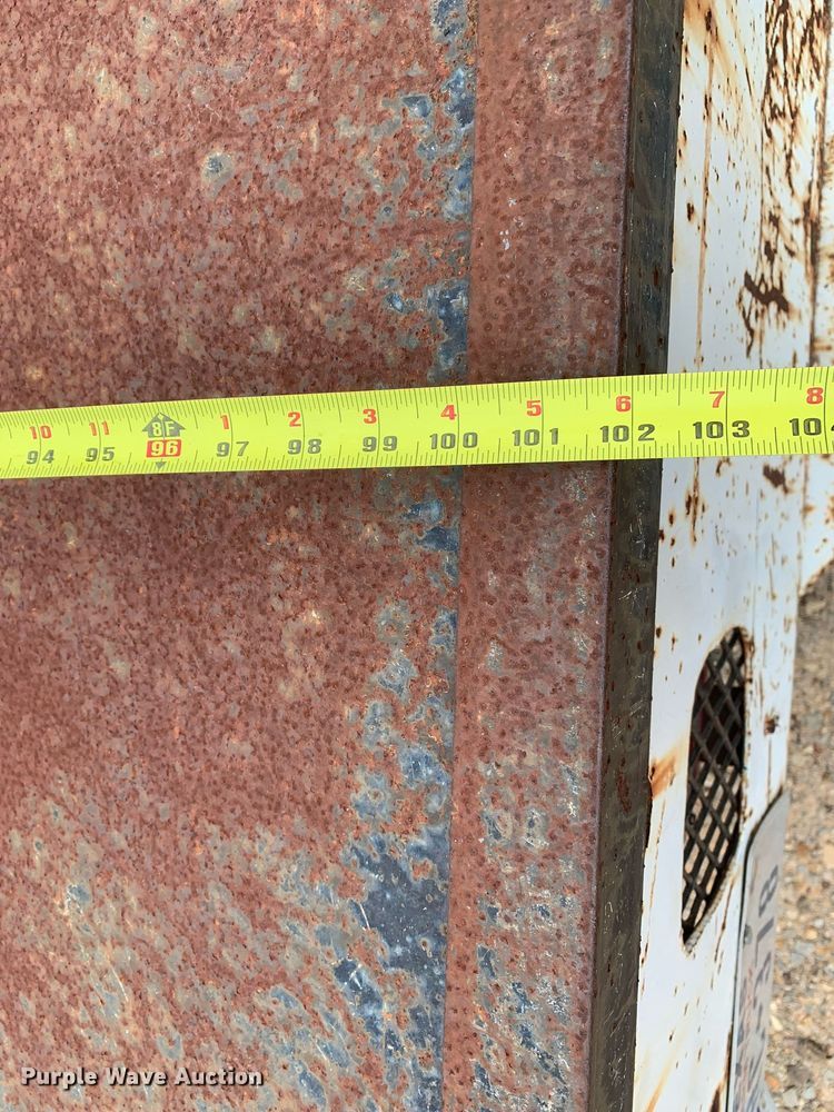 image for item DK7882 1963 Ford F350  flatbed pickup truck