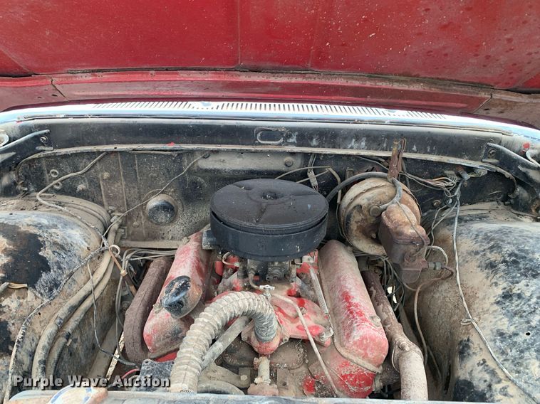 image for item DK7882 1963 Ford F350  flatbed pickup truck