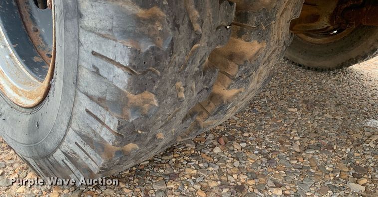 image for item DK7882 1963 Ford F350  flatbed pickup truck