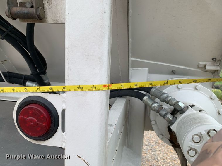 image for item DK7883 2015 Trinity Eagle Bridge  live bottom trailer