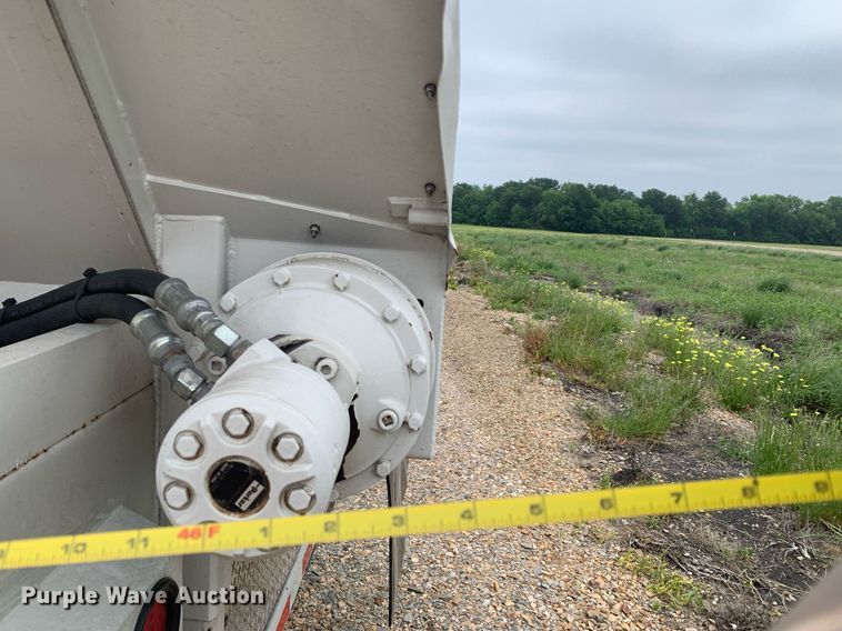 image for item DK7883 2015 Trinity Eagle Bridge  live bottom trailer