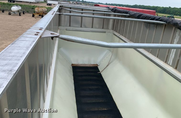 image for item DK7883 2015 Trinity Eagle Bridge  live bottom trailer