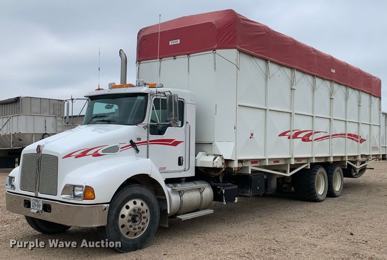 image for item DK7884 2007 Kenworth T300  cotton module transport truck