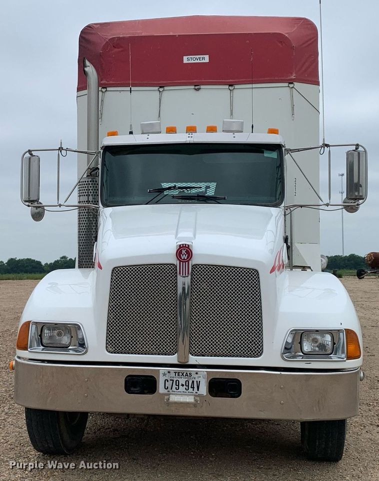 image for item DK7884 2007 Kenworth T300  cotton module transport truck