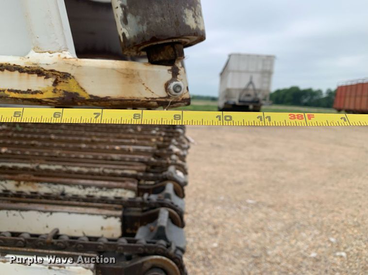 image for item DK7884 2007 Kenworth T300  cotton module transport truck