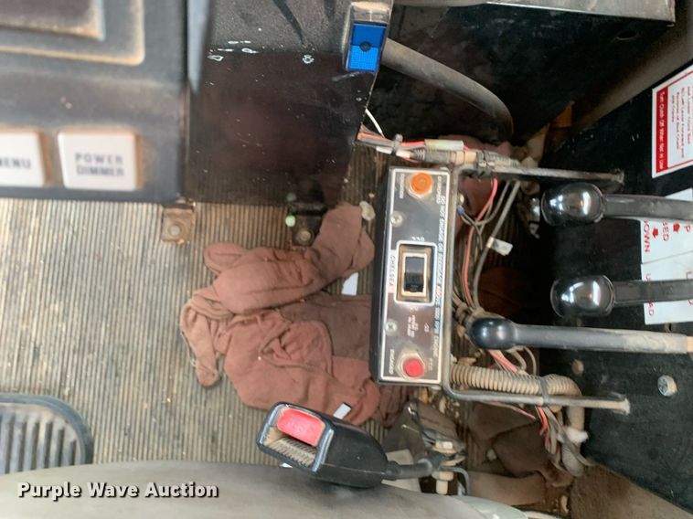 image for item DK7884 2007 Kenworth T300  cotton module transport truck