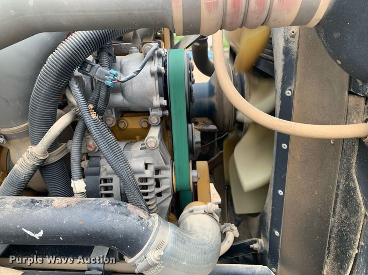 image for item DK7884 2007 Kenworth T300  cotton module transport truck