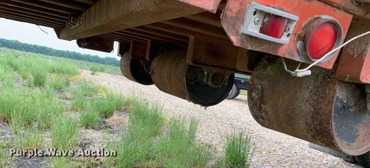 image for item DK7885 1981 International F1954  cotton module transport truck