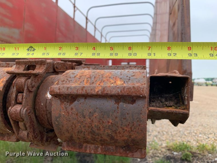 image for item DK7885 1981 International F1954  cotton module transport truck