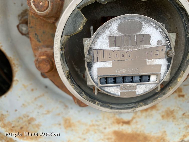 image for item DK7885 1981 International F1954  cotton module transport truck