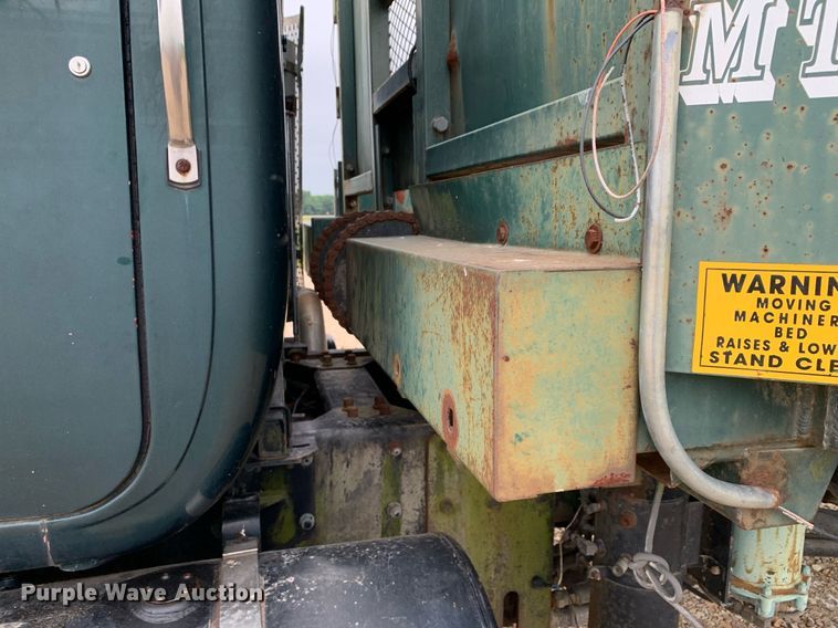 image for item DK7886 1998 Mack RD688S  cotton module transport truck