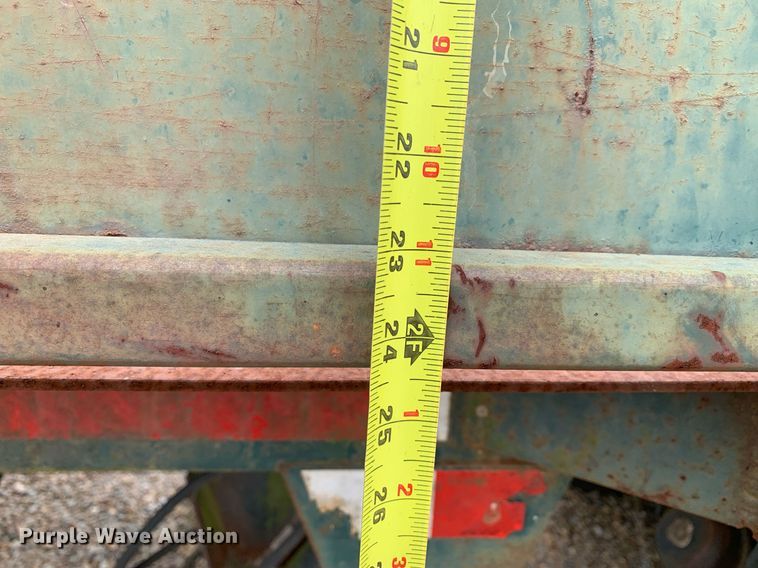 image for item DK7886 1998 Mack RD688S  cotton module transport truck