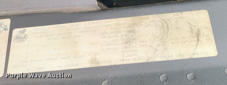 image for item DK7886 1998 Mack RD688S  cotton module transport truck