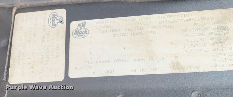 image for item DK7886 1998 Mack RD688S  cotton module transport truck