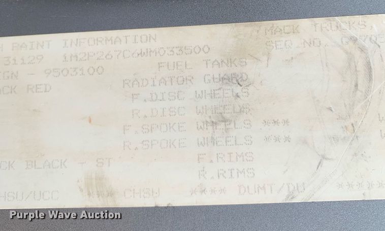 image for item DK7886 1998 Mack RD688S  cotton module transport truck