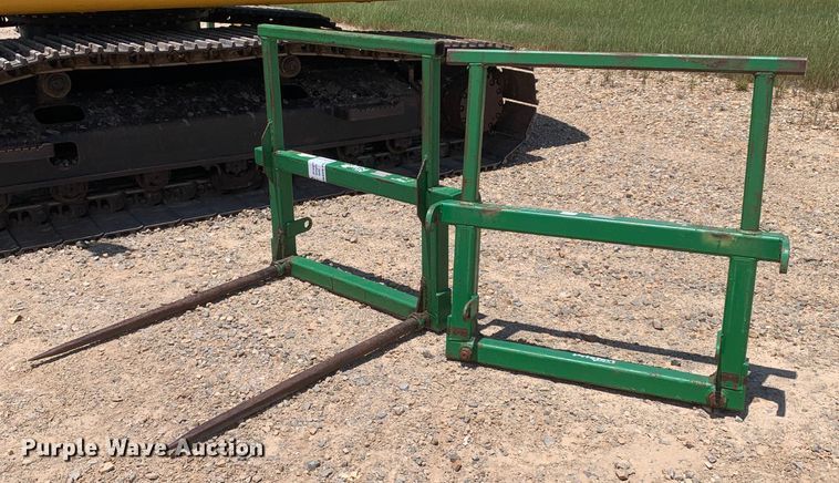 image for item DK7889 (2) Priefert bale spears