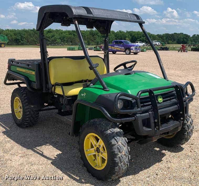 image for item DK7890 2015 John Deere 825E  utility vehicle