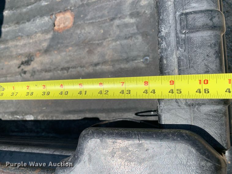 image for item DK7890 2015 John Deere 825E  utility vehicle