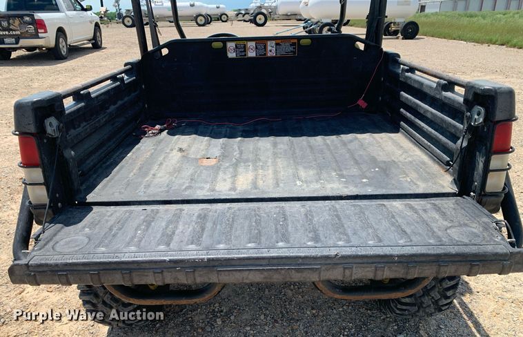 image for item DK7890 2015 John Deere 825E  utility vehicle